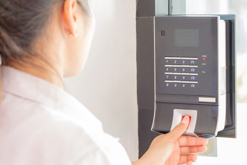 electronic key and finger access control system to lock and unlo electronic key and finger access control system